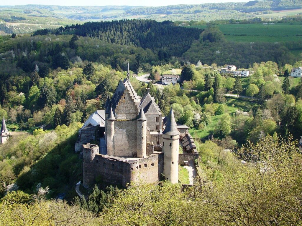 vianden château luxembourg
